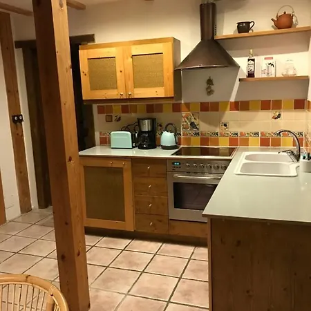 Nad Potokiem Miedzygorze