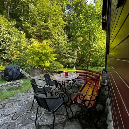 Nad Potokiem * Miedzygorze