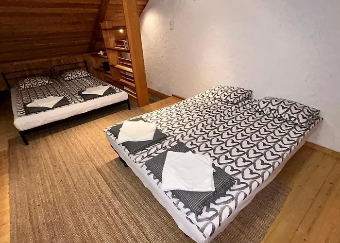 Nad Potokiem * Miedzygorze